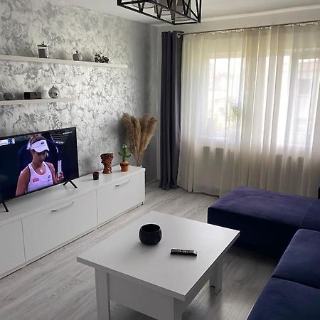 Alesandru Apartament Питещ Екстериор снимка